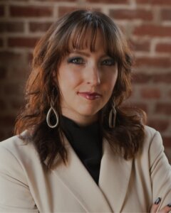 Hannah Rice, staff singer